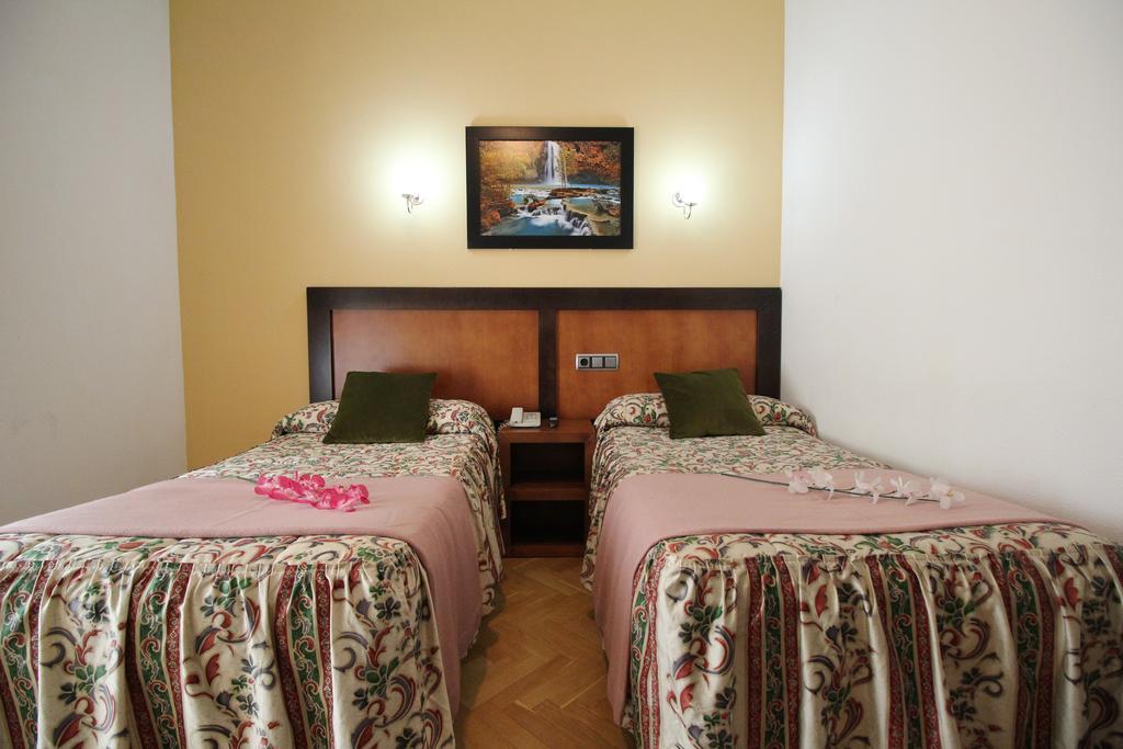 Hostal Greco Gran Via Мадрид Экстерьер фото
