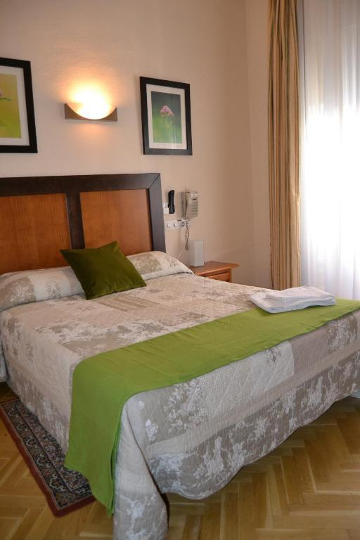 Hostal Greco Gran Via Мадрид Экстерьер фото